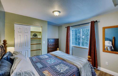 Lodge Style Living Spacious 5BR Reunion Getaway - Foto 50