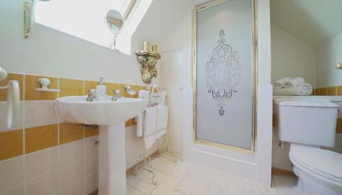 The Old Tramhouse Self Catering Traditional Charming Apartments Located In The Heart Of Historic Stirling For Short-Long Stays In Stirling For Tourism & Events & Contractor Base Stays For Central Belt Area & Open To Book All Year Round - Foto 3