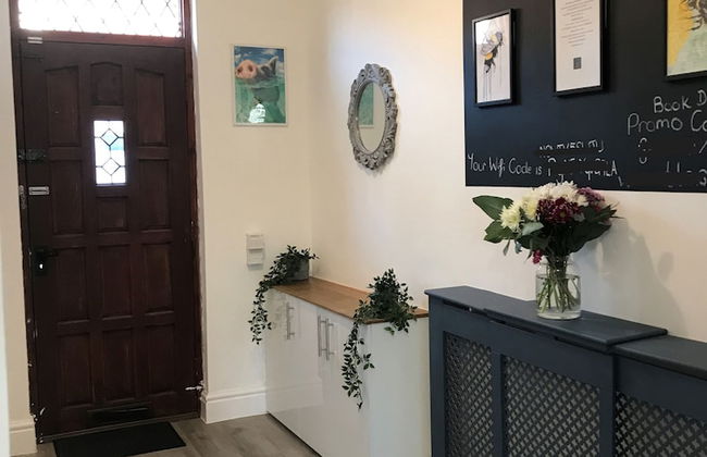 Stylish 3-bed Preston Home for Relaxing Comfy Stay - Foto 2