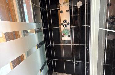 Maison de village avec spa privé & grande terrasse calme & détente - Foto 35