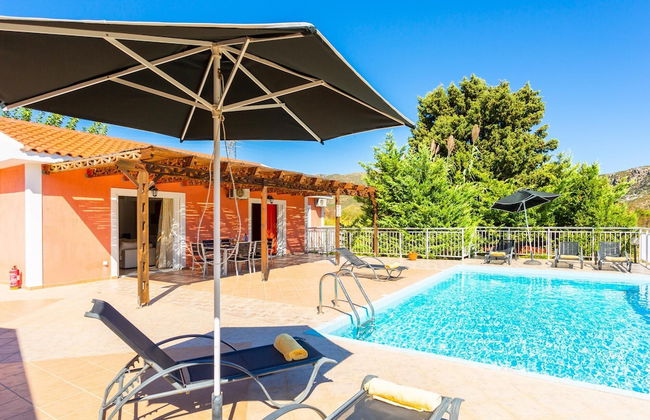 Villa Cherry Large Private Pool Walk to Beach Sea Views A C Wifi Car Not Required - 2180 - Foto 55