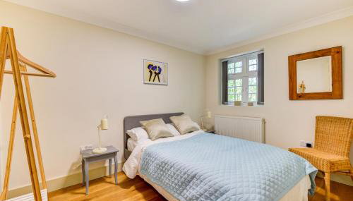 Redhill town centre apartment by Livingo - Foto 2