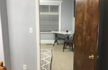 This little house close to hospital,downtown & CFD - Foto 37