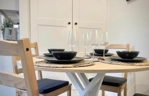 Moat View FREE PARKING, CENTRAL, EV PLUG - Foto 2