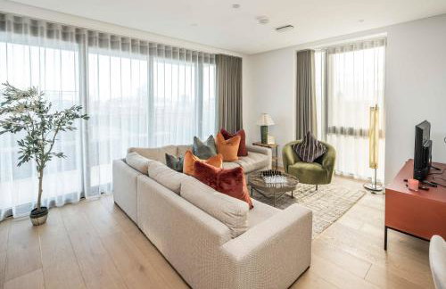 Modern 3-Bedroom Apartment near Kings Cross & Coal Drops - Photo 37