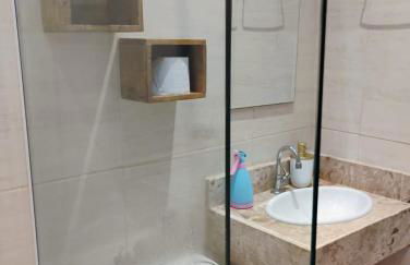 Lagoa a pé, piscininha, garagem para dois carros - Photo 38