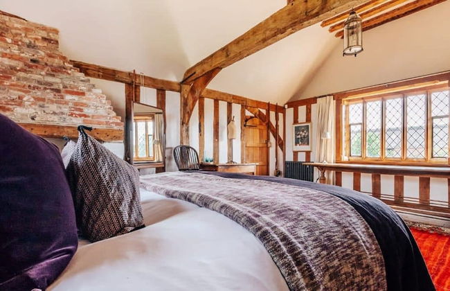 Lavish Tudor Hall Gardens - Sleeps 14 - Foto 35