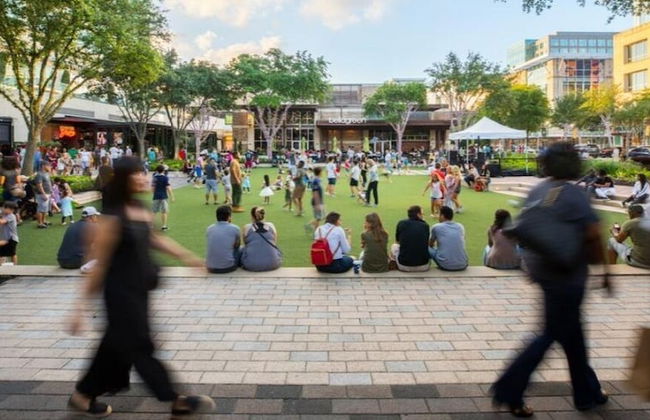 Luxury Living at City Center Houston - Photo 37