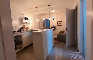 APÊ 102, 2 QUARTOS, TÉRREO | WI-FI 600MB | RESIDENCIAL JC, um lugar para ficar. - Foto 18