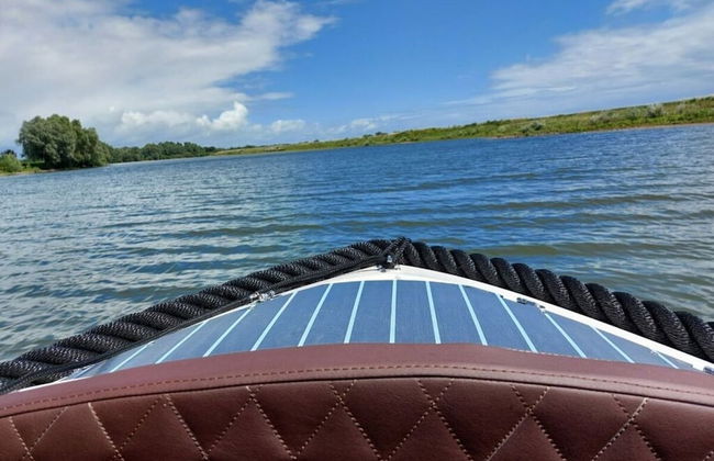 Holiday Home With Motorboat - Photo 4