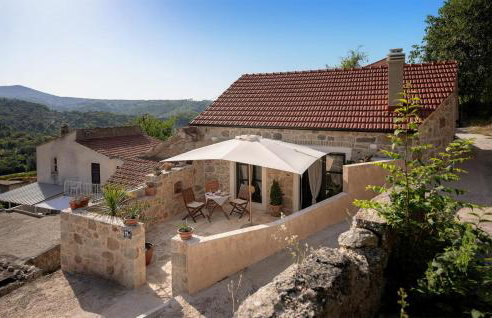 Lovely Home In Vrisnik With Wifi - Foto 1