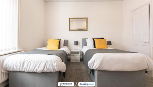 Newly Refurbished 2-Bedroom House in Manchester Ideal for Contractors with Free Parking & WiFi - Foto 2