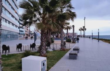 Evita Luxury Apartments - Near Playa Los Locos Beach with Pool - Foto 11