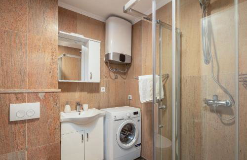 Luxury Stone Villa Nevija with heated pool - Photo 32