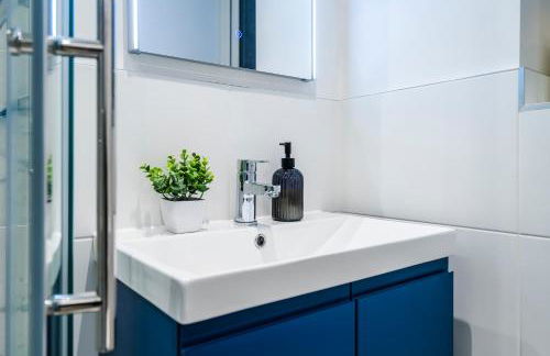 2 Bed Elegant home with Parking in Harlow - Foto 35