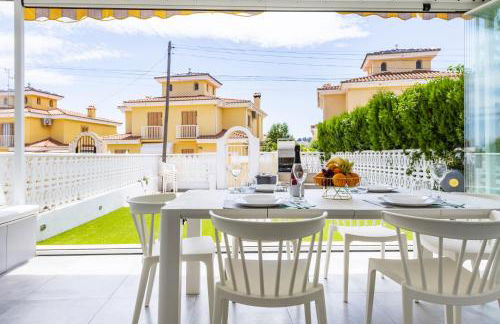 Las Gemas - Chalet adosado en urbanización cerrada - Foto 7