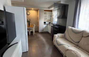 Appartment near beach with pool - Photo 15