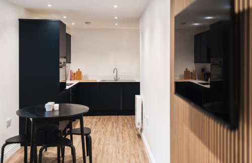 Wych Cottage, Striking 2 Bed, Parking, Ground Floor Flat - Step Free - Foto 16