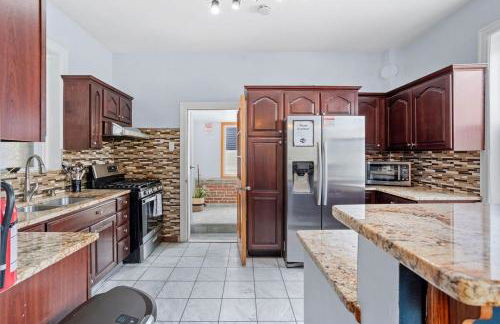 Luxury 8 Bedroom House, Steps to Tropicana, Beach and Boardwalk! - Foto 4