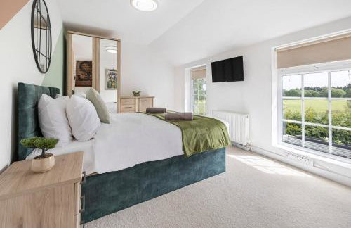 East Sussex Manor - Sleeps 12 - Hot Tub & Parking - Foto 30