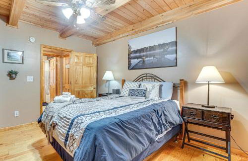 Spacious Home in Helen with Porch and Balcony! - Foto 22