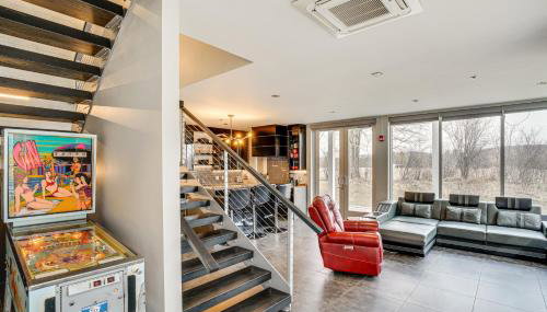 Road America Retreat Modern Villa with Garage! - Foto 4