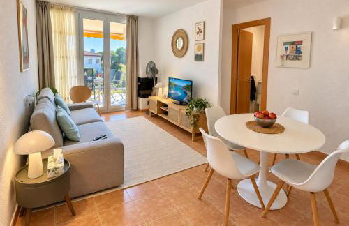 Apartament reformat, Wi Fi, parking, piscina, AC - Foto 1