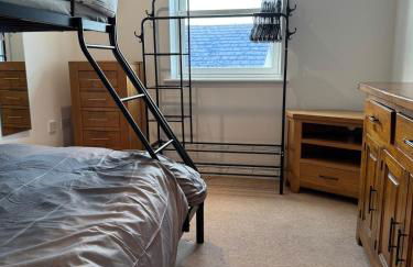 Modern, Sleeps 6, First floor, Parking, Beautiful rural market town, Llani - Foto 16