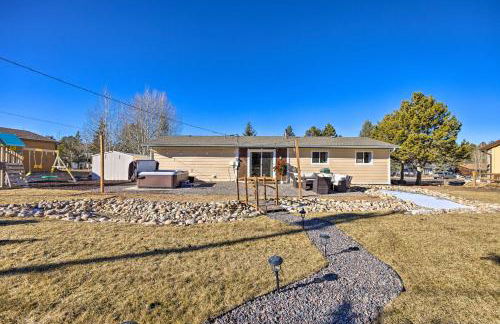 Hike, Bike and Fish Gem with Hot Tub in Woodland Park - Foto 28