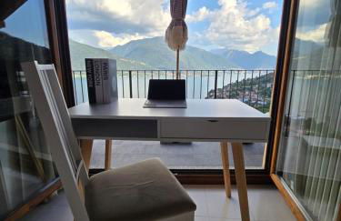 Amazing Lake View Apartment with Pool and 2 Terraces, Modern Urio, by STAYHERE-LAKECOMO - Foto 11