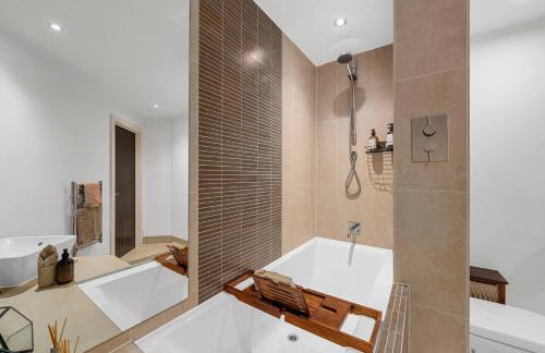 Cityscape MCR Skyline- 2BR, free parking, views - Foto 10