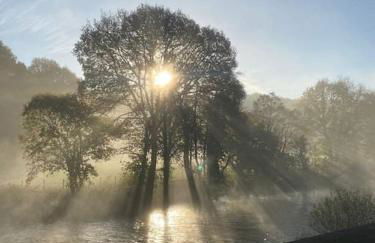 Riverside Retreat - Photo 56