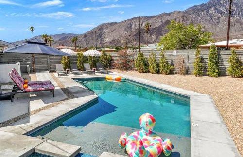 Whimsical Oasis Retreat by Rather Be Properties - Foto 3