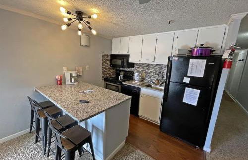 Stroll to Slopes, Village Area, Ski in-out MtLodge 237 - Foto 18