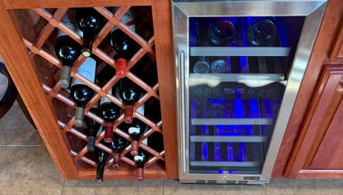 Stunning 3,400 sq ft Lake House w Boat Dock, Sauna, Steam Shower, and More - Foto 5