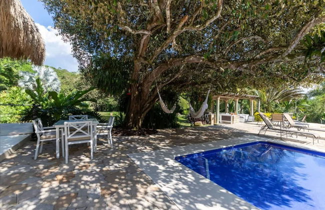 w Lovely 4BR Villa at Mesa de Yeguas - Photo 3