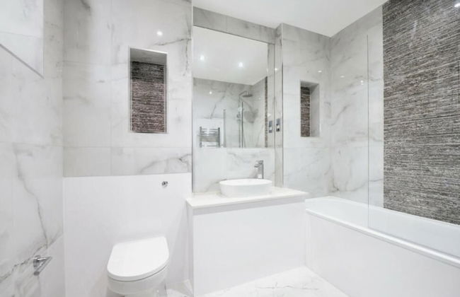 Stunning 2-bed Apartment in Barking - Foto 10