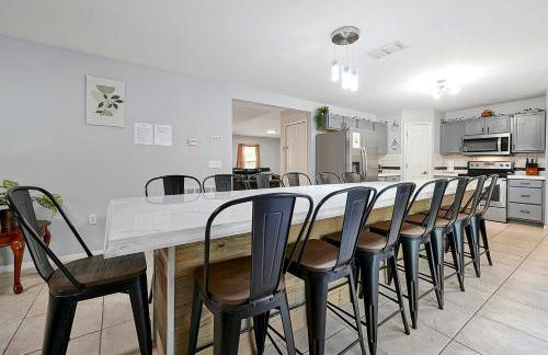 Poolside Cocoa Oasis w/ Tiki Bar! - Foto 21