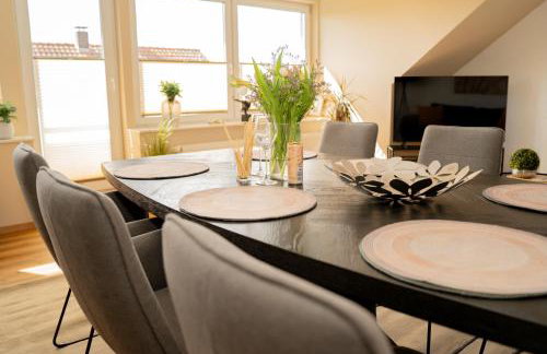 Lichtdurchflutende Wohnoase-Kamin-ruhig-kostenloser Parkplatz- 24-7 Self Check-in, bis zu 5 Personen, sehr geräumig - Photo 9