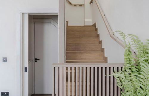 Homely 2-Bed House by Regents Park - Foto 8