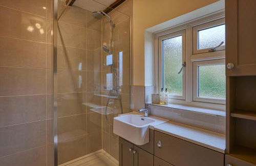 Fab 2 Bed Cotswolds Cottage With Private Courtyard - Foto 29