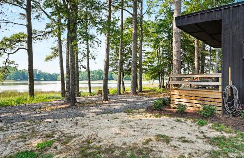 Waterfront 1BR on Working Farm with Deck and View - Foto 26