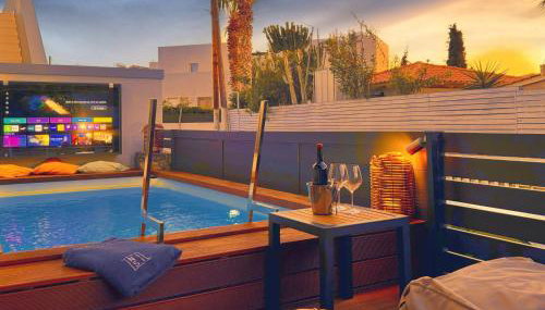 Nisi Luxury Suites with private pool in Gouves - Foto 1, sunbed