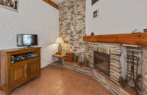 Charming Holiday Home in Tautavel with Balcony - Photo 39