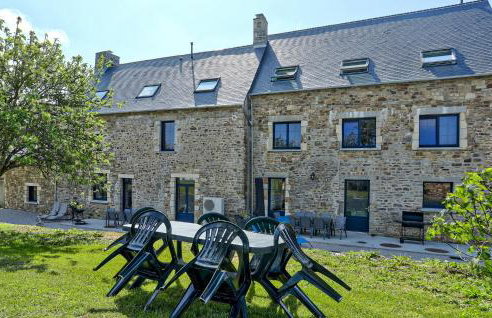 Amazing Home In Fierville-Les-Mines - Foto 11