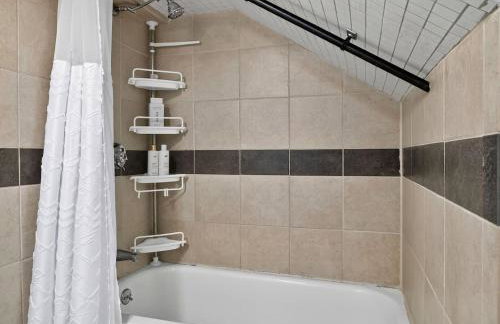 Charming 1BR apt in Boston with Free Parking - Foto 13