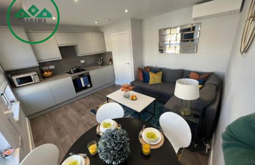 Aisiki Apartments at Stanhope Road, North Finchley, Airconditioned Multiple 2 or 3-Bedroom, Pet Friendly Duplex Flats, King or Twin Beds with Free WiFi - Foto 9