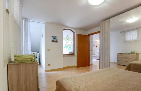 1 Bedroom Stunning Apartment In Masso - Foto 14