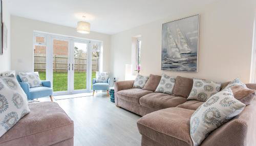 Pine Trees - 4 bed home in The Witterings - Foto 2