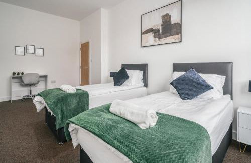 Airport - Town Centre - Train Station - Free Parking - Foto 25